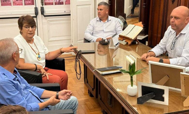 Reunião prefeita e Câmara